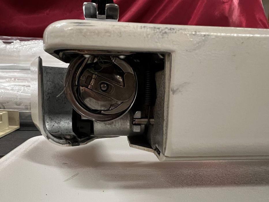 Шевна машина Pfaff  12 22