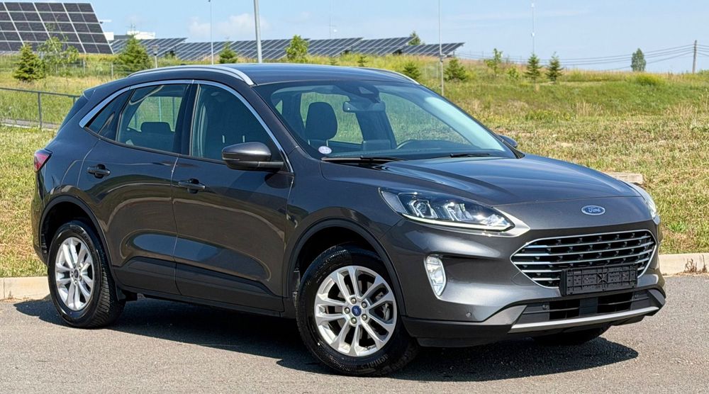 Ford Kuga Hybrid Bord digital Camera marșarier