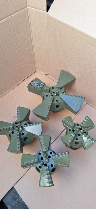 Sape de foraj PDC, pentru teren dur-abraziz