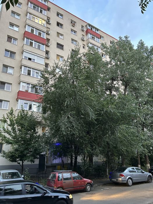 Apartament 2 camere decomandat