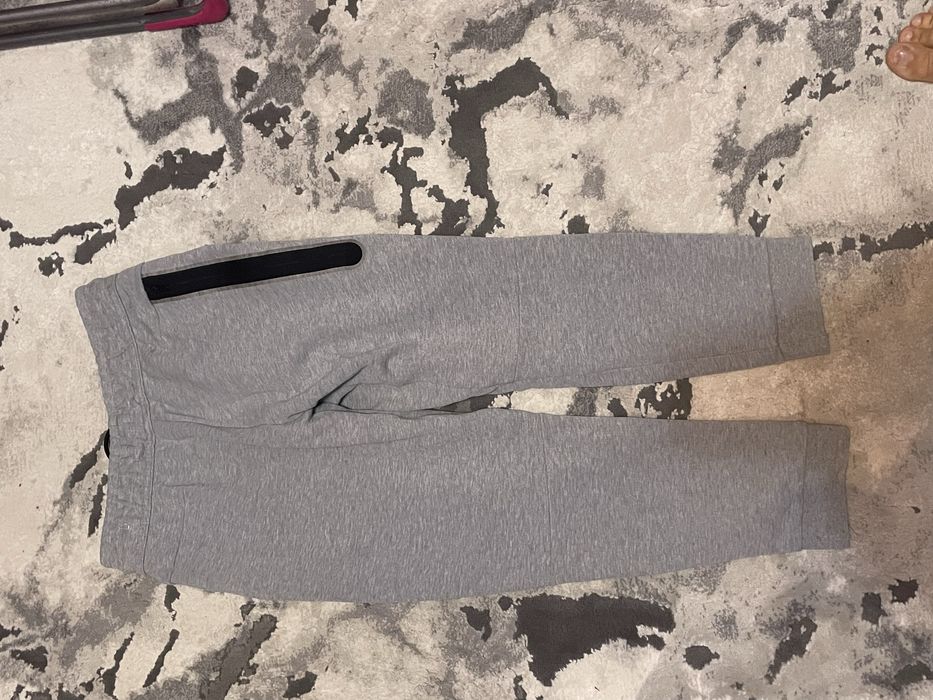 Pantaloni Nike Tech de copii marimea M cm 137 -147