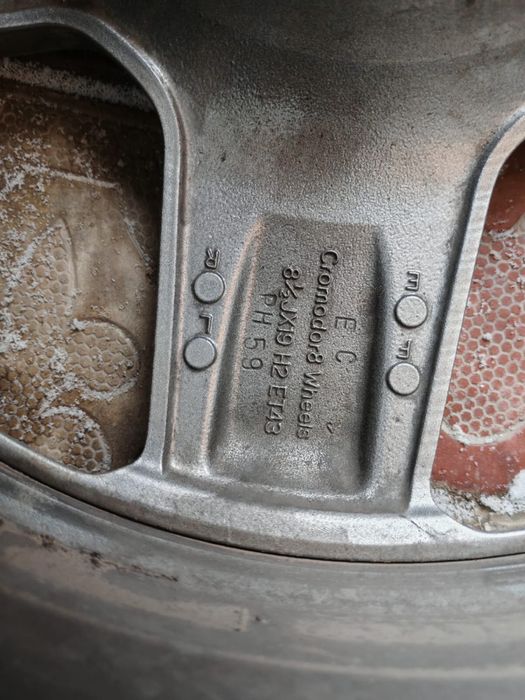 Продам диски Крамадоры р19 оригинал