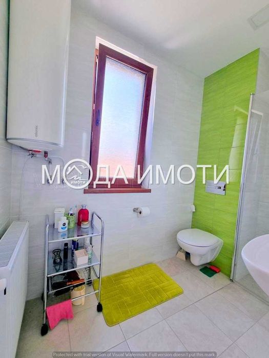 Къща в с. Горица, със голям двор, гараж и мазе!