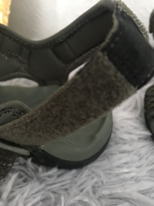 Ергономични детски сандали