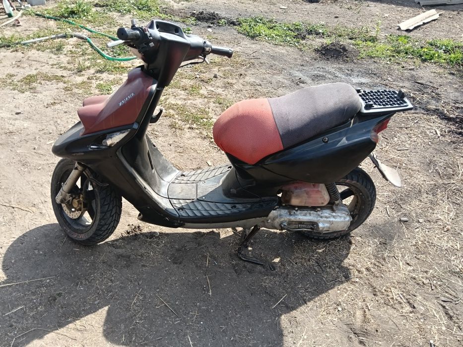 Scuter Yamaha de vânzare 1300 lei sau schimb cu diverse