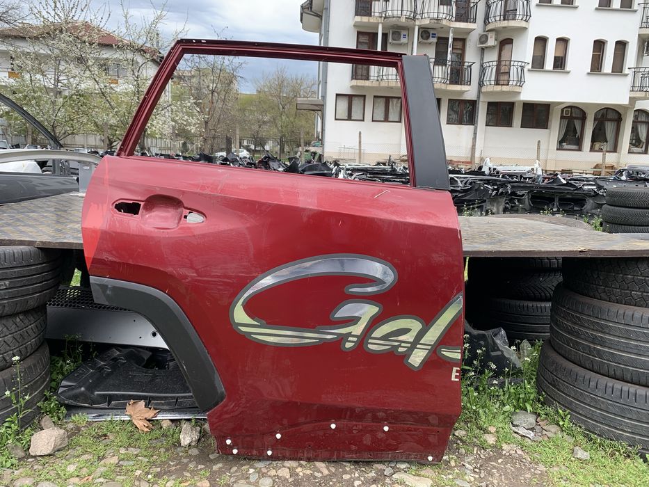 Врата Toyota Rav 4