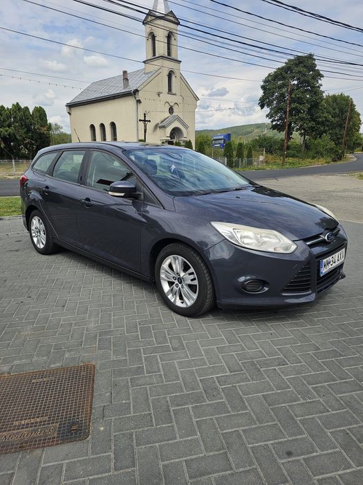 FORD Focus 2013 — imagine 3