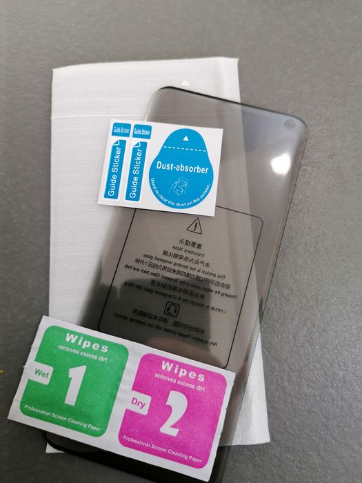 Folie sticlă curbata ONE Plus 11, 12