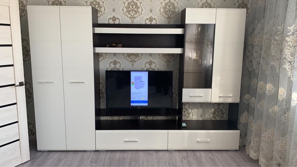 Продам стенку для гостиной