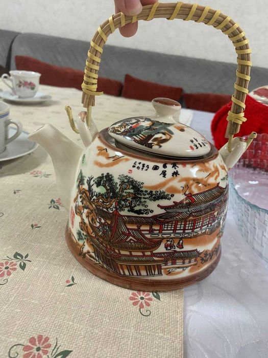 Чайники заварочные, б/у — 4 шт (можно по отдельности)