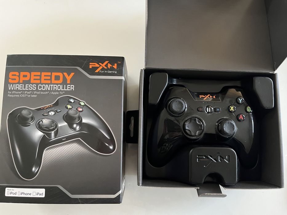 Wireless IOS game Controller