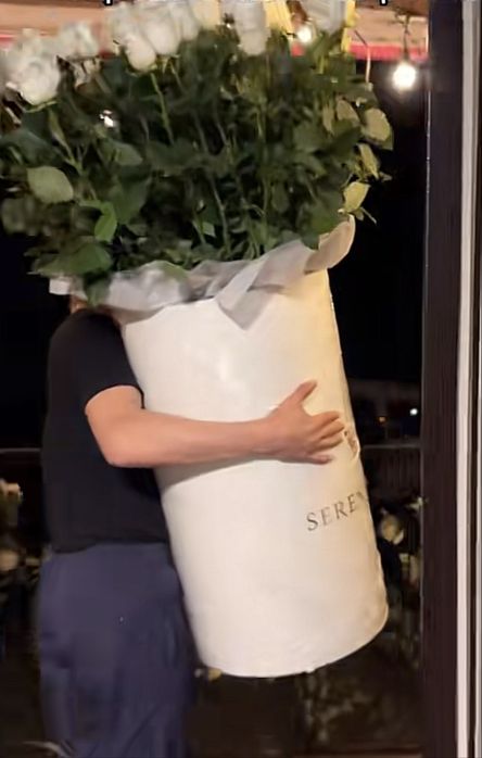 Гигант коробка для цветов