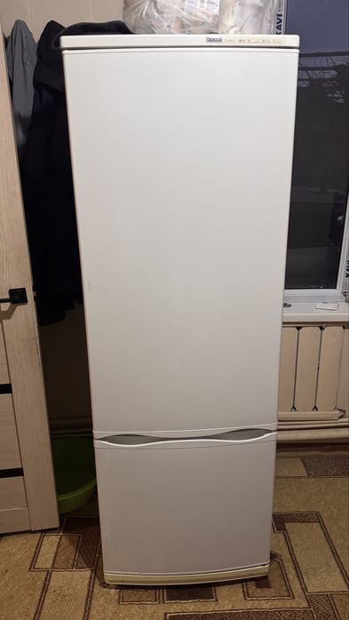 Холодильник техника