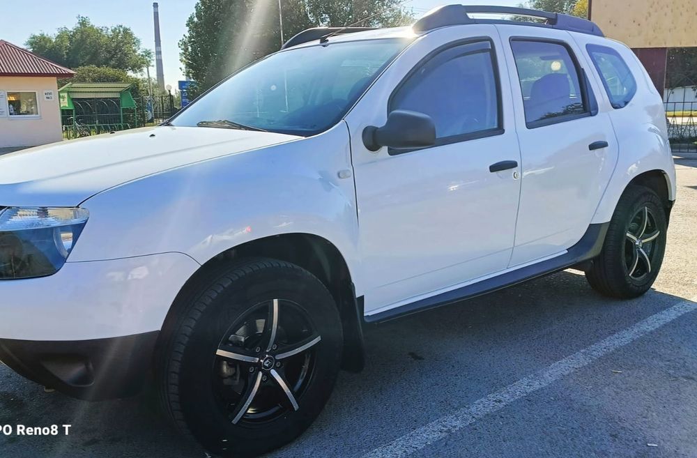 Рено дастер 2013г