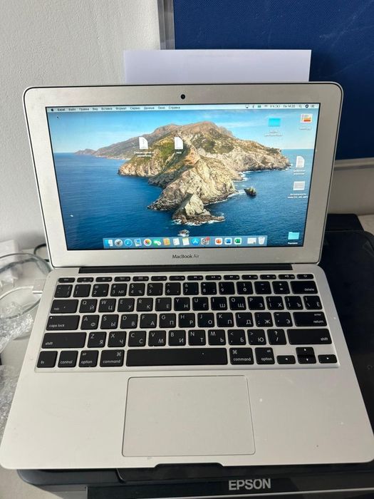 Macbook air, 2012 года 11 дьюмовый