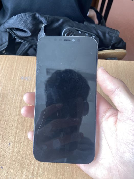 Айфон 12 про норм