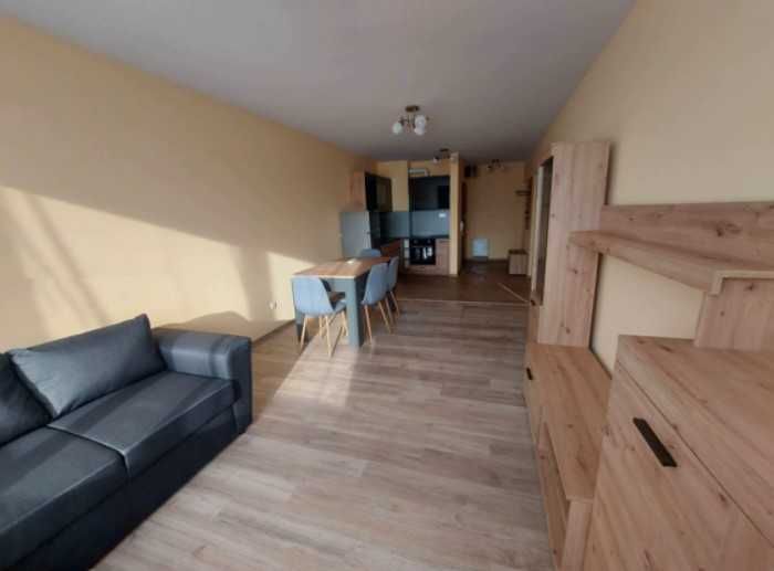 Двустаен апартамент под наем Връбница 1