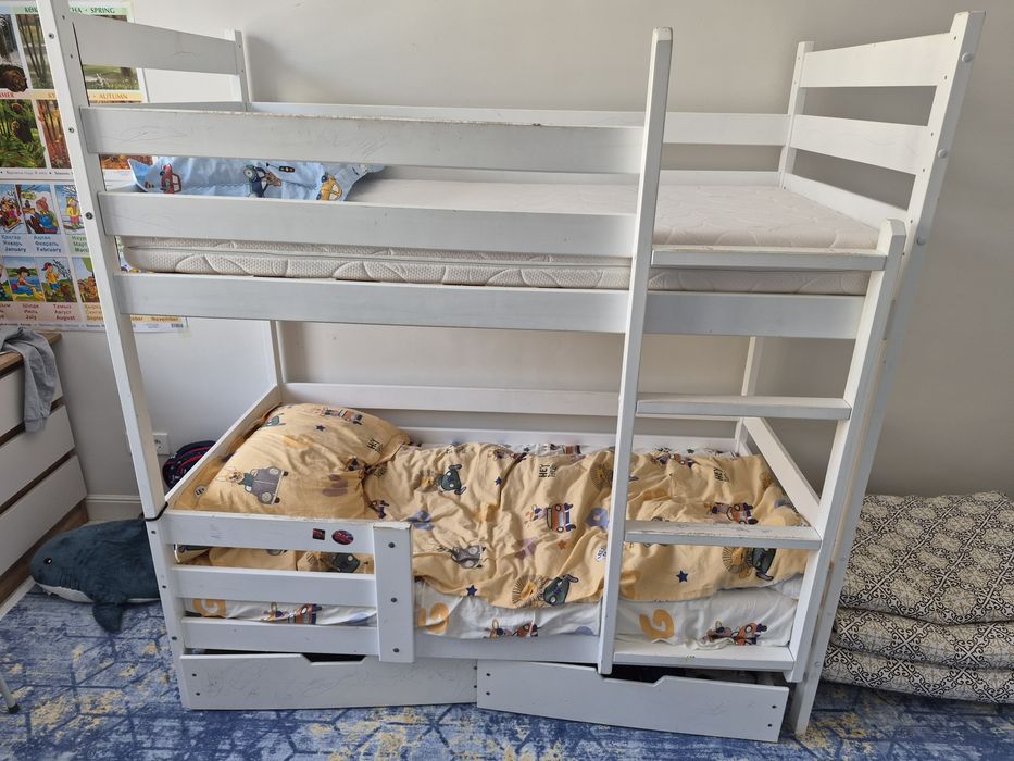 Продам детскую кровать