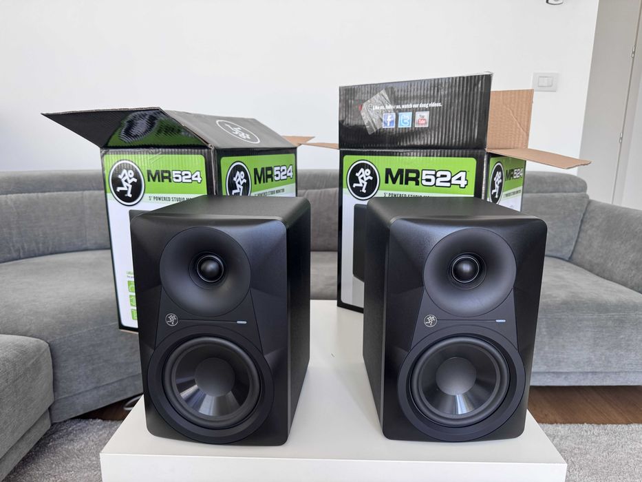Monitoare de studio Mackie MR524