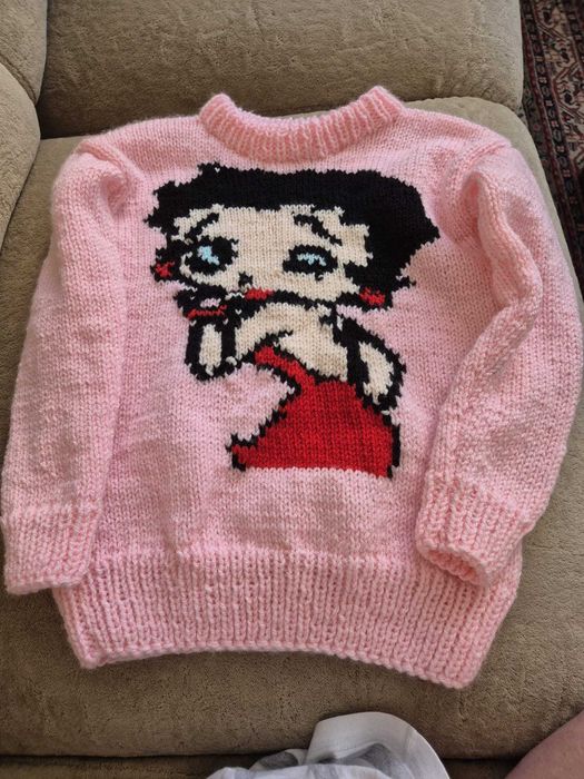 Pullover tricotat manual