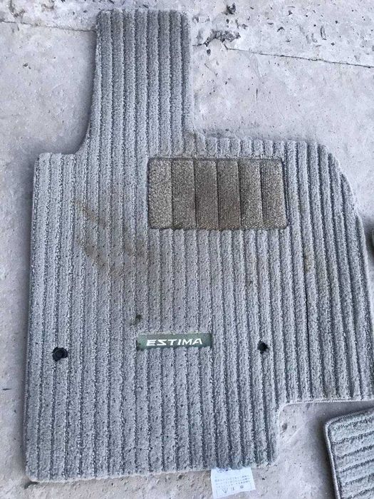 Продам полик toyota estima