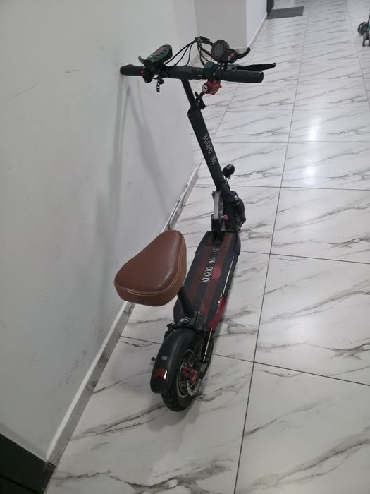 Электросамокат Kugoo M4