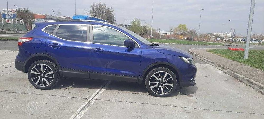 Nissan Qashqai 1.6 DIG-T 163 CP Tekna PANORAMIC