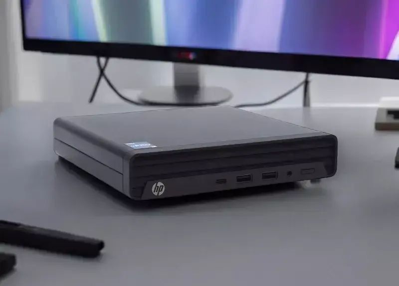 Компьютер HP Pro 400 G9 Desktop Min комплект клавиатура,мышь,монитор.