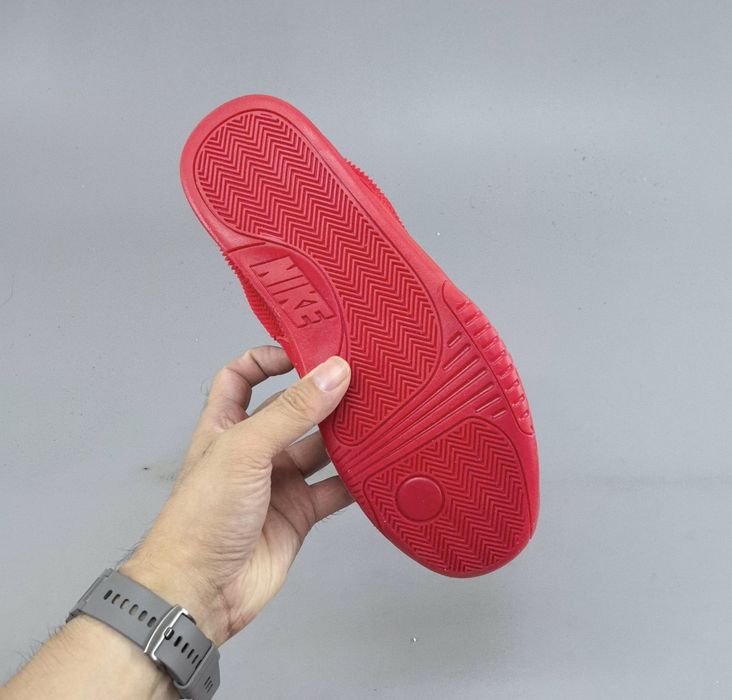 NIKE Air Yeezy 2