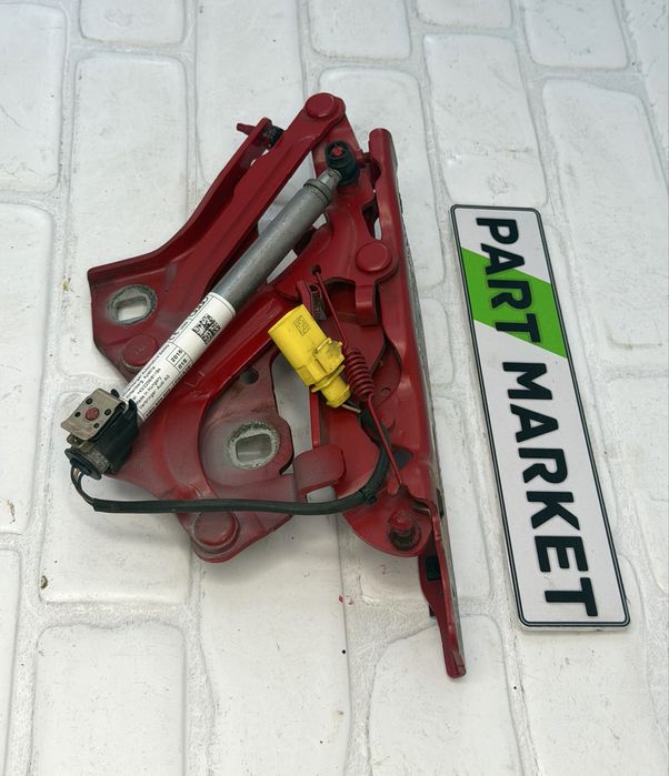 Панта преден капак AUDI A4 B9 8W0823823 8W0823302E