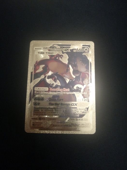 Vând card Pokémon