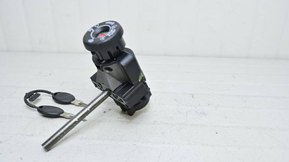 Aprilia Sportcity 125 - 150 / Atlantic / Peugeot Buxy  Contact Cu Chei