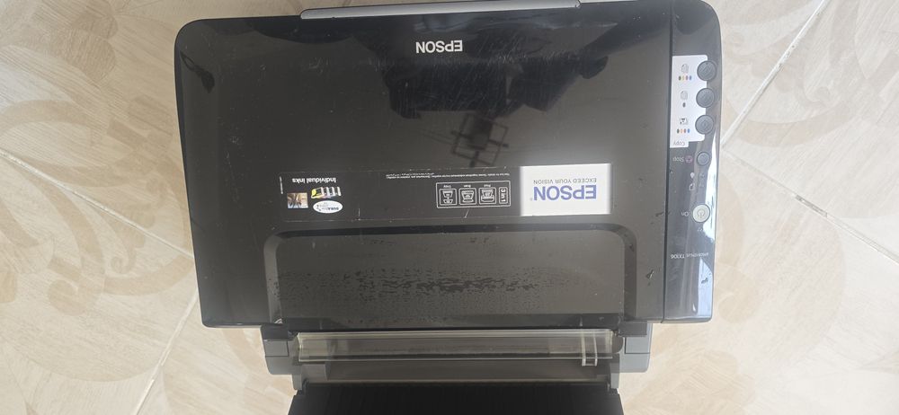 Epson Stylus TX106  мфу принтер цветной