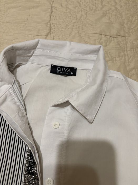 Бяла дамски ризи