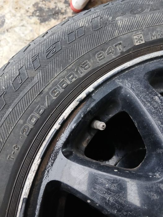 Шины на дисках .. 55К отдам