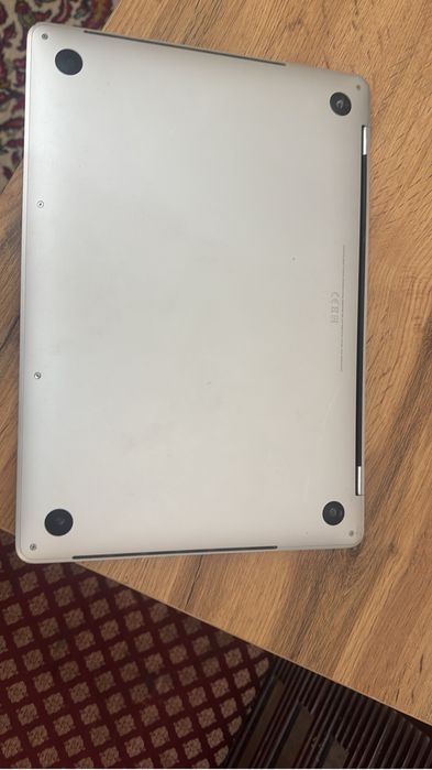 MacBook Pro 13 (2018 года)