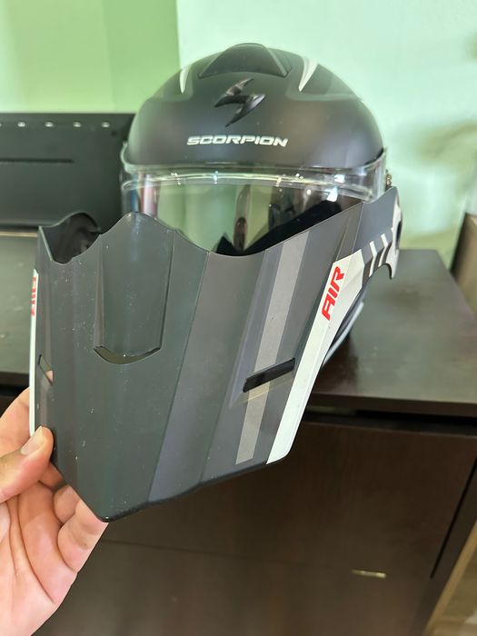 Каска Scorpion Exo ADX-1