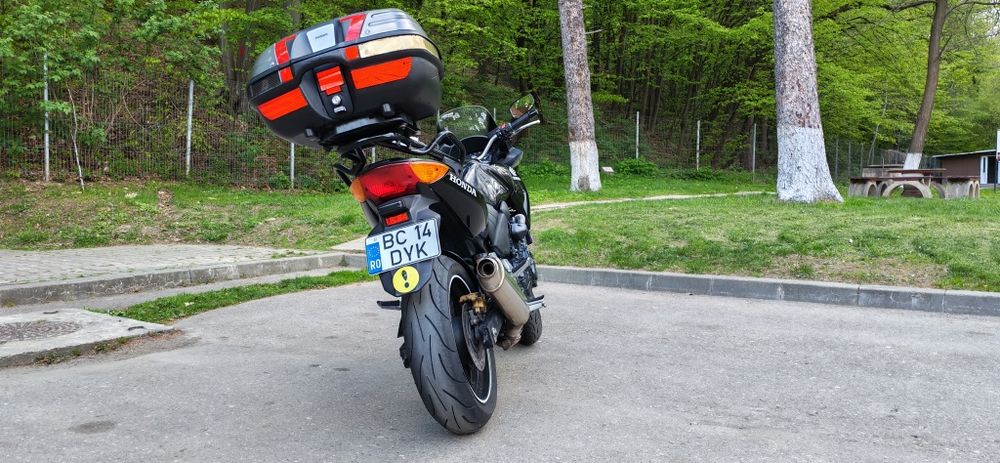 Honda cbf 600 abs citește descrierea