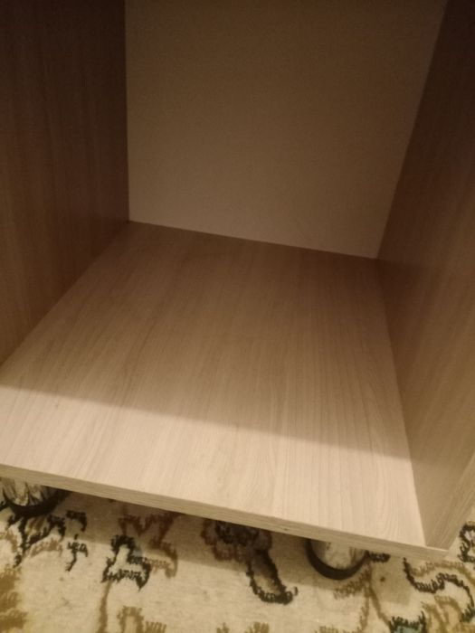 Продам тумбу кухонную