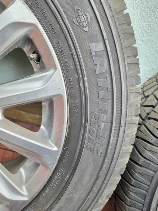 Roti Mitsubishi L200