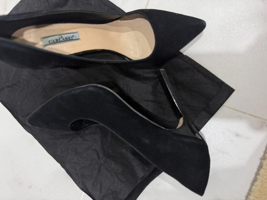 Продам туфли с каблуками