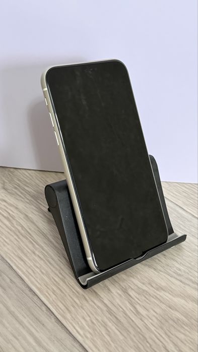 Продам два iphone 11 128 gb