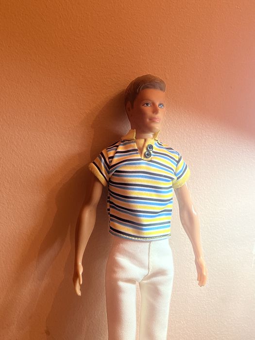 Кукла Кен из барби