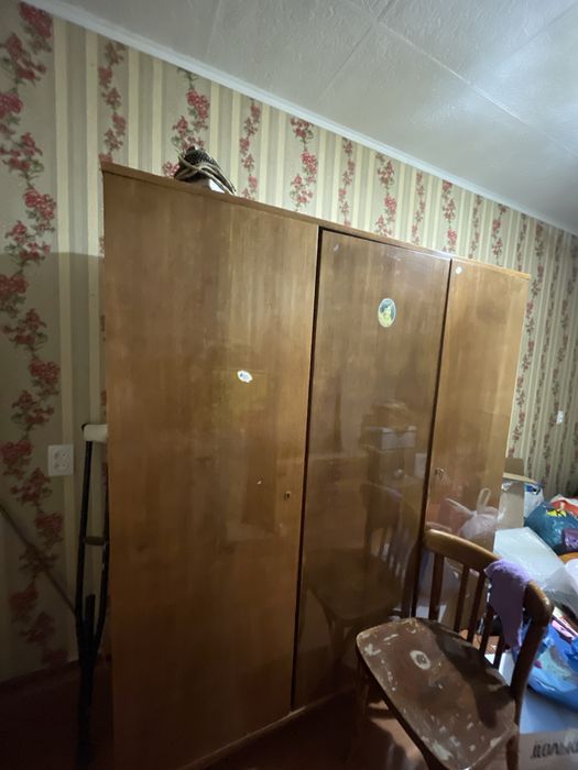 Шкаф отдам даром