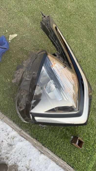 Продам передие правый фара на Киа Спортейдж 5. 2024г