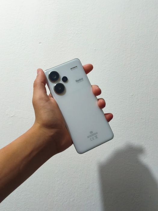 Продам Xiaomi redmi note 13 pro+ 5g