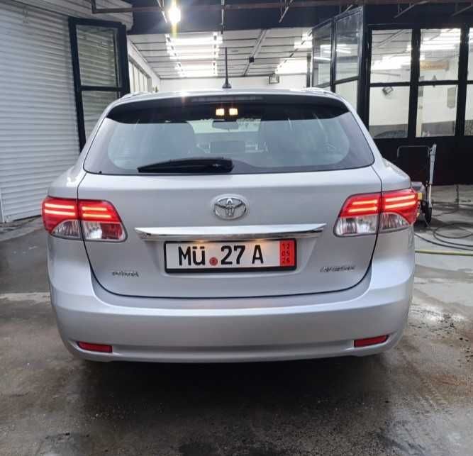 Toyota Avensis 2.2 D