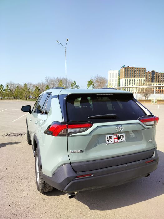 Продам автомашина RAV 4   2020 г.в.