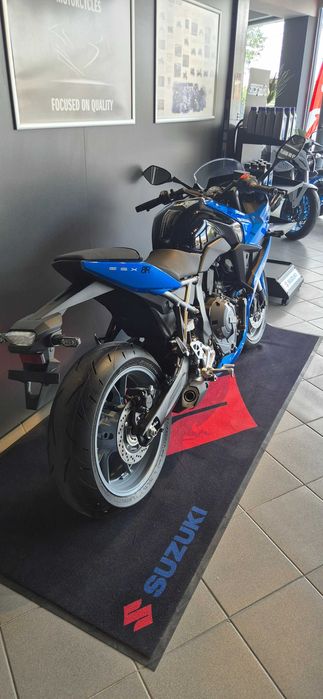 Suzuki GSX-8R nou an 2025