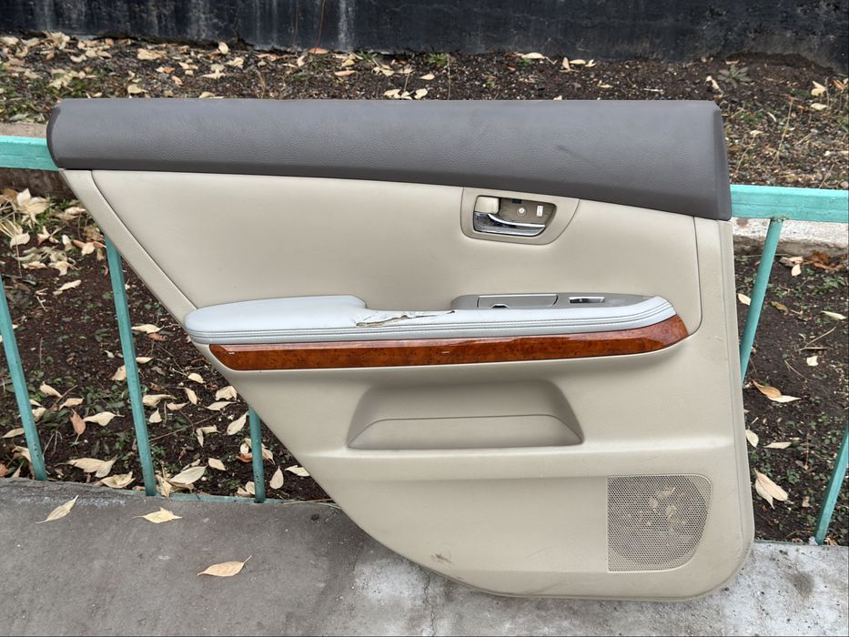 Rx330 обшивка двери